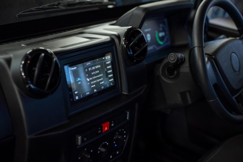Este falso Mercedes Clase G tiene algo de indio, algo de chino, algo de checo y es completamente eléctrico 19 Motor16 mercedes clase g chino spartan ev 20 14 Motor16