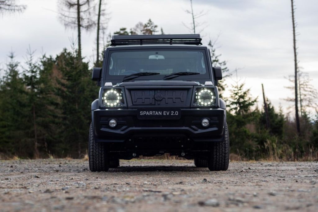 Este falso Mercedes Clase G tiene algo de indio, algo de chino, algo de checo y es completamente eléctrico 3 Motor16 mercedes clase g chino spartan ev 20 6 Motor16