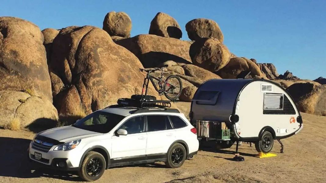 Recomendaciones de la DGT para quienes viajan con un remolque 3 Motor16 EL VAIVÉN DE LAS CARGAS: NO DEJEIS NINGÚN OBJETO ATRÁS