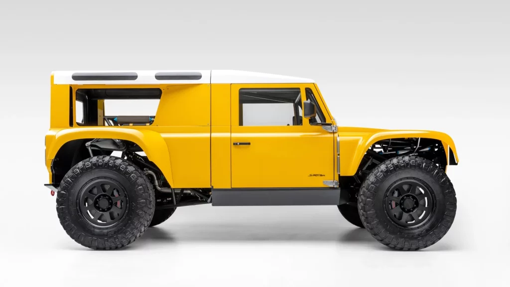 Scarbo SV Rover, el Land Rover Defender que quería ser un 'monster truck' 9 Motor16 scarbo vintage sv rover 100917632 h Motor16