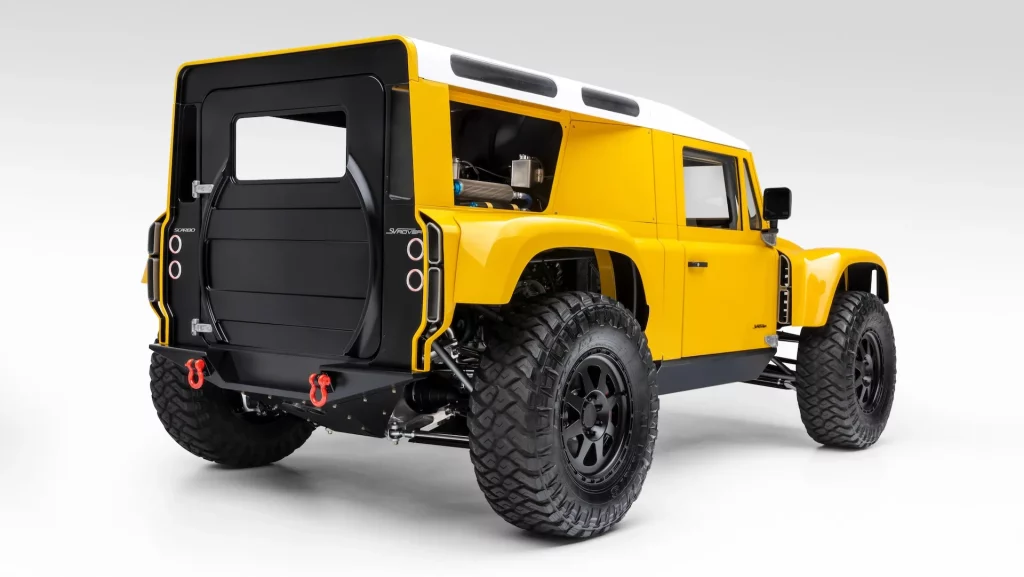 Scarbo SV Rover, el Land Rover Defender que quería ser un 'monster truck' 11 Motor16 scarbo vintage sv rover 100917634 h Motor16