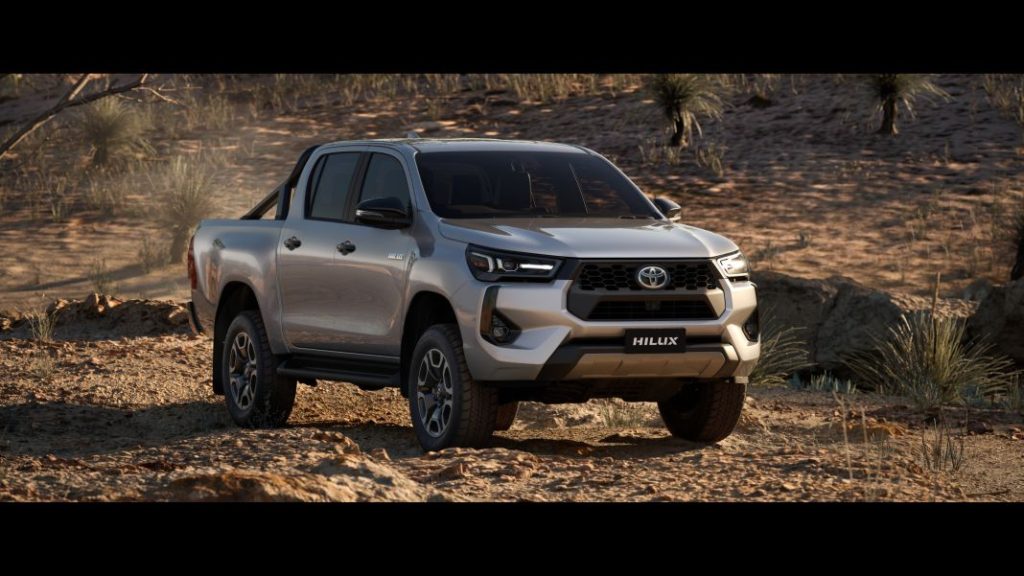 El Toyota Hilux 2024 estrena lavado de cara y la esperada versión híbrida 1 Motor16 toyota hilux 2024 1 Motor16