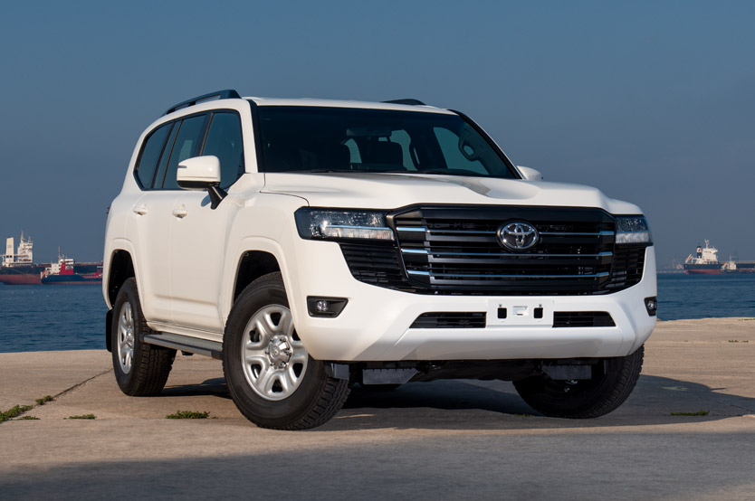 Así es el nuevo Toyota Land Cruiser en su versión más básica 8 Motor16 toyota land cruiser 300 gxr basico 1 Motor16