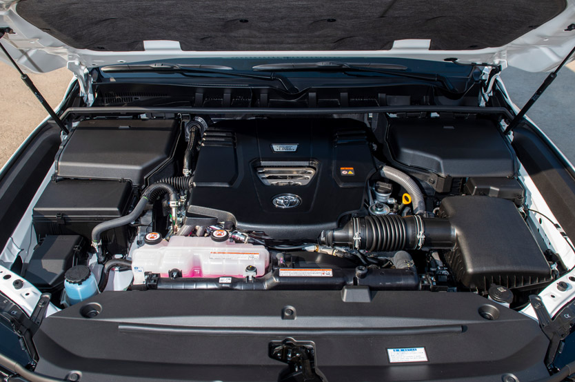 Así es el nuevo Toyota Land Cruiser en su versión más básica 59 Motor16 toyota land cruiser 300 gxr basico 52 Motor16