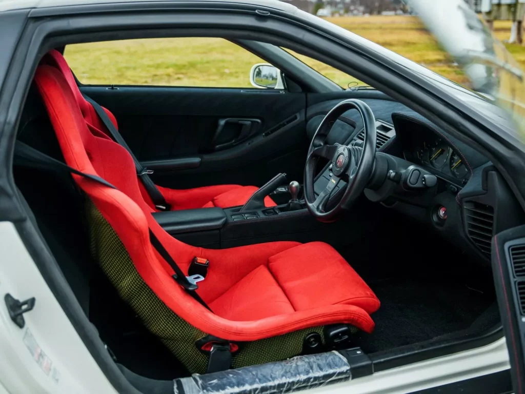 1996 Honda NSX-R RM Sotheby's. Imagen interior.