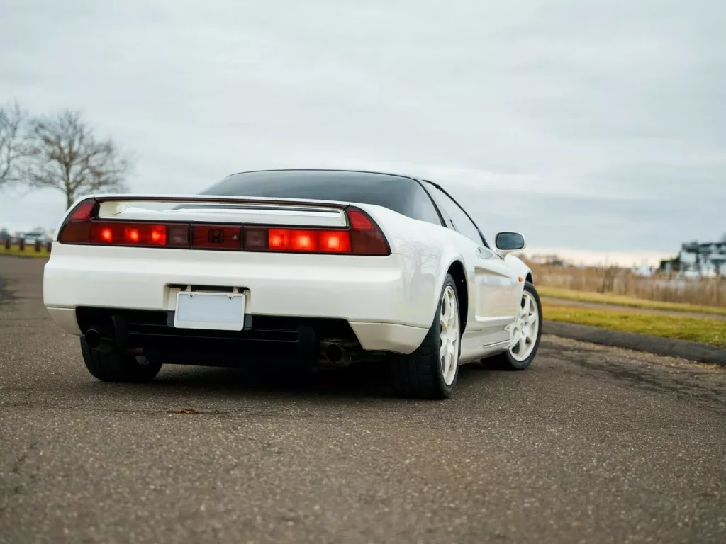 1996 Honda NSX-R RM Sotheby's. Imagen trasera.