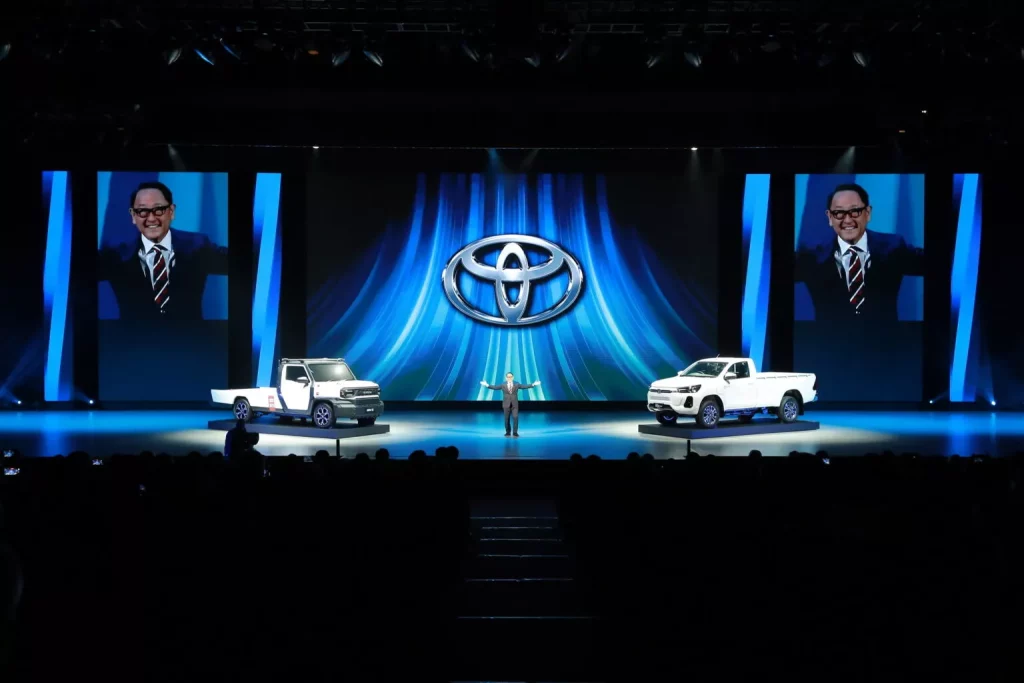 2022 Toyota Hilux EV Concept. Imagen presentación.