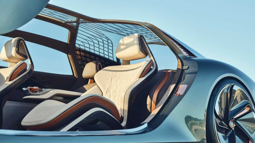 El componente crítico que retrasa la llegada del primer Bentley eléctrico 3 Motor16 2022 Bentley EXP 100 GT. Imagen interior.