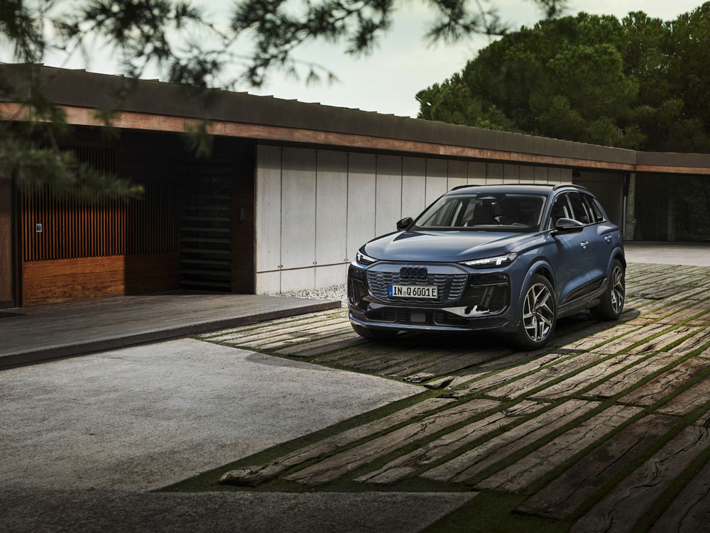 Audi Q6 e-tron: El primero de una prometedora gama de vehículos eléctricos 22 Motor16 2024 Audi Q6 e tron 60 Motor16