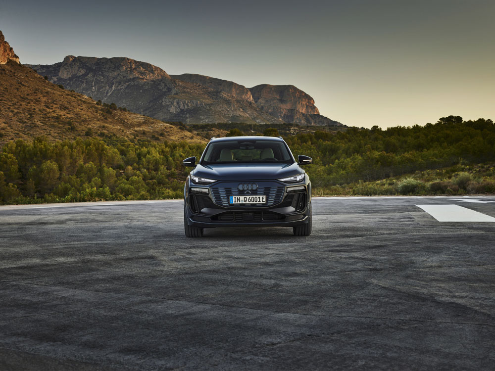 Audi Q6 e-tron: El primero de una prometedora gama de vehículos eléctricos 27 Motor16 2024 Audi Q6 e tron 66 Motor16