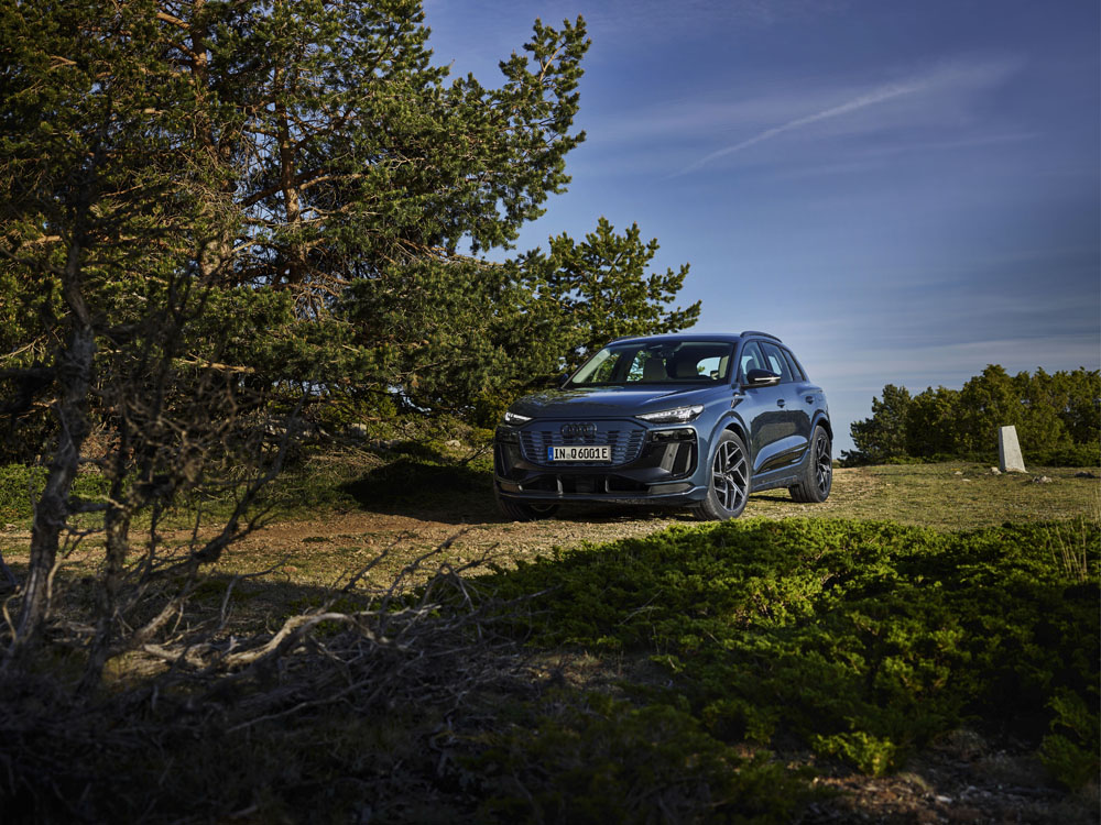 Audi Q6 e-tron: El primero de una prometedora gama de vehículos eléctricos 32 Motor16 2024 Audi Q6 e tron 71 Motor16