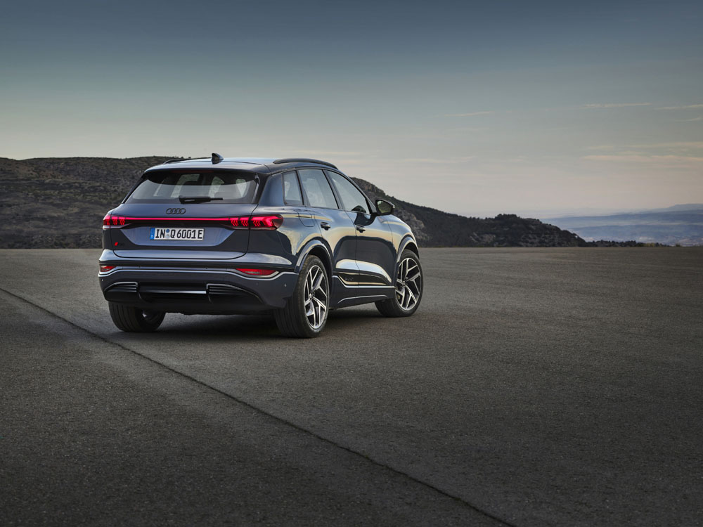 Audi Q6 e-tron: El primero de una prometedora gama de vehículos eléctricos 39 Motor16 2024 Audi Q6 e tron 78 Motor16