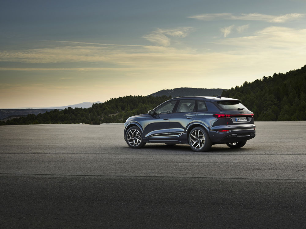 Audi Q6 e-tron: El primero de una prometedora gama de vehículos eléctricos 40 Motor16 2024 Audi Q6 e tron 79 Motor16