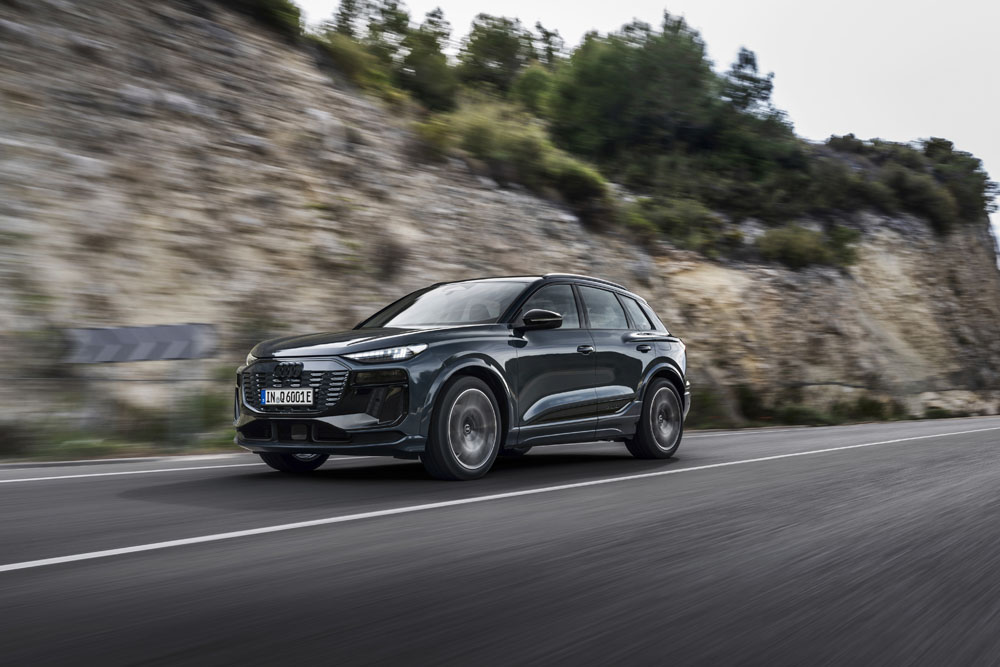 Audi Q6 e-tron: El primero de una prometedora gama de vehículos eléctricos 46 Motor16 2024 Audi Q6 e tron 85 Motor16