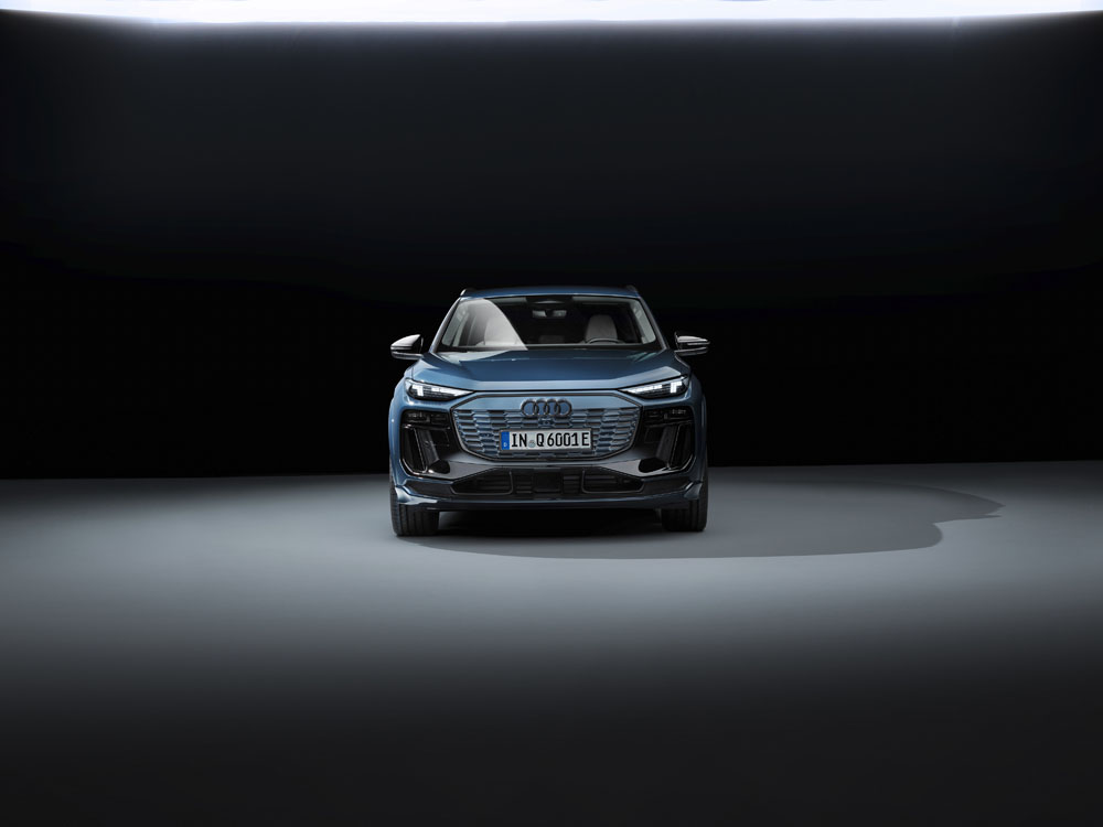 Audi Q6 e-tron: El primero de una prometedora gama de vehículos eléctricos 9 Motor16 2024 Audi Q6 e tron 96 Motor16