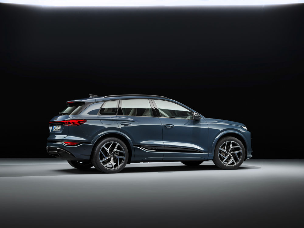 Audi Q6 e-tron: El primero de una prometedora gama de vehículos eléctricos 11 Motor16 2024 Audi Q6 e tron 98 Motor16