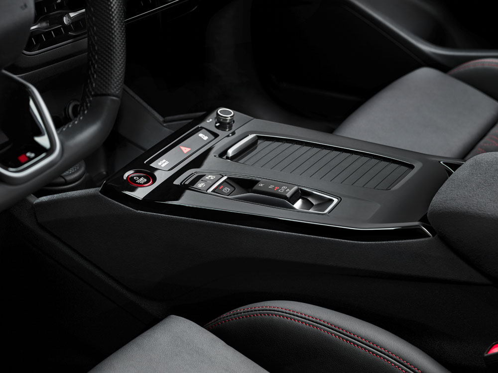 Audi Q6 e-tron: El primero de una prometedora gama de vehículos eléctricos 129 Motor16 2024 Audi SQ6 e tron 22 Motor16