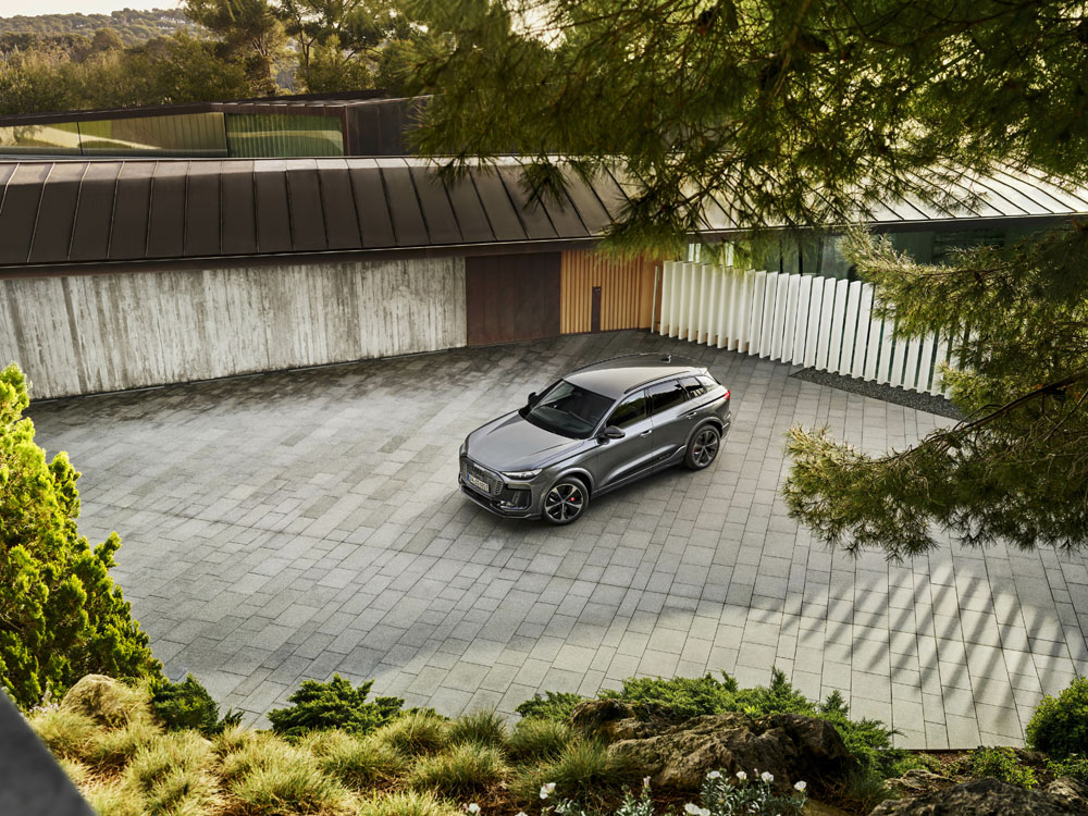 Audi Q6 e-tron: El primero de una prometedora gama de vehículos eléctricos 85 Motor16 2024 Audi SQ6 e tron 29 Motor16