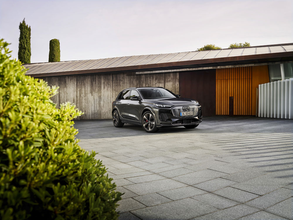 Audi Q6 e-tron: El primero de una prometedora gama de vehículos eléctricos 88 Motor16 2024 Audi SQ6 e tron 32 Motor16