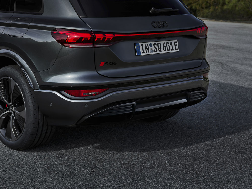 Audi Q6 e-tron: El primero de una prometedora gama de vehículos eléctricos 115 Motor16 2024 Audi SQ6 e tron 34 Motor16