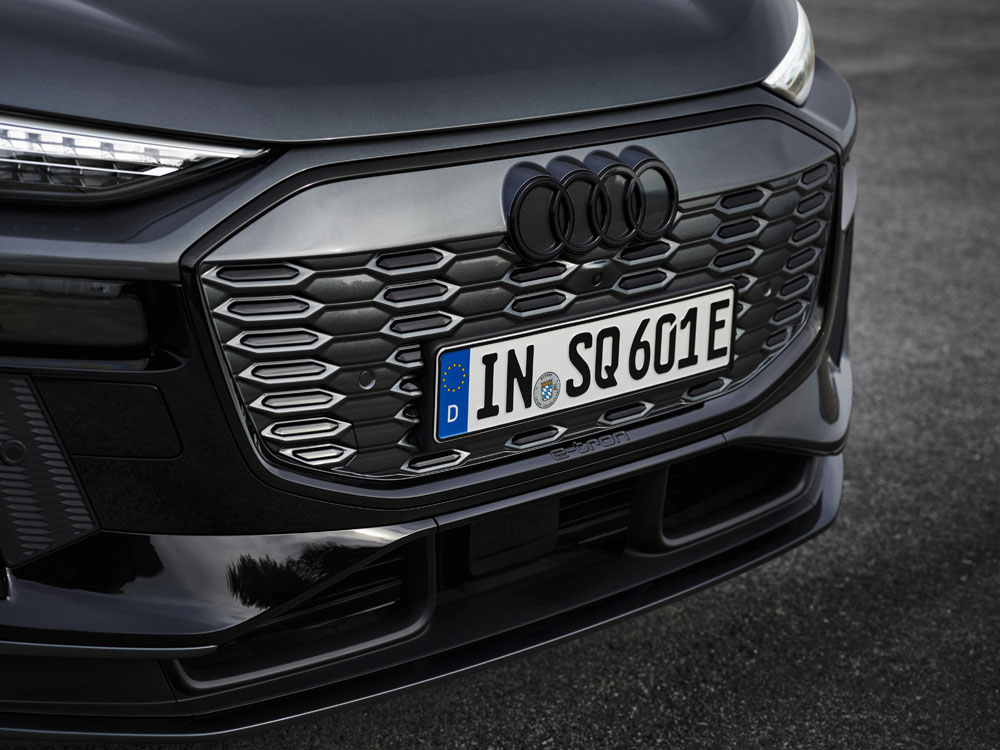 Audi Q6 e-tron: El primero de una prometedora gama de vehículos eléctricos 119 Motor16 2024 Audi SQ6 e tron 38 Motor16