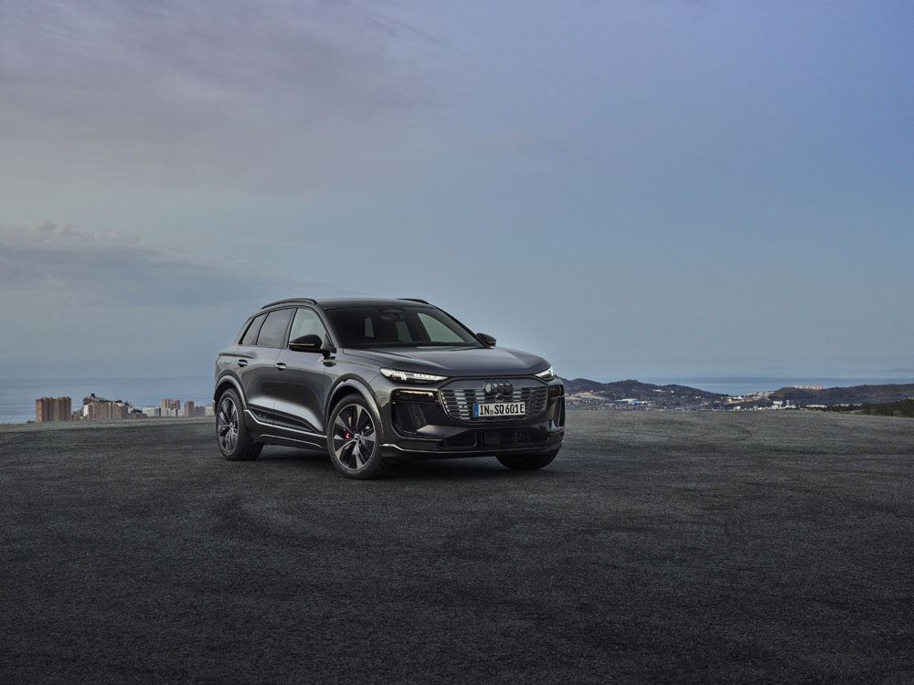 Audi Q6 e-tron: El primero de una prometedora gama de vehículos eléctricos 94 Motor16 2024 Audi SQ6 e tron 46 Motor16