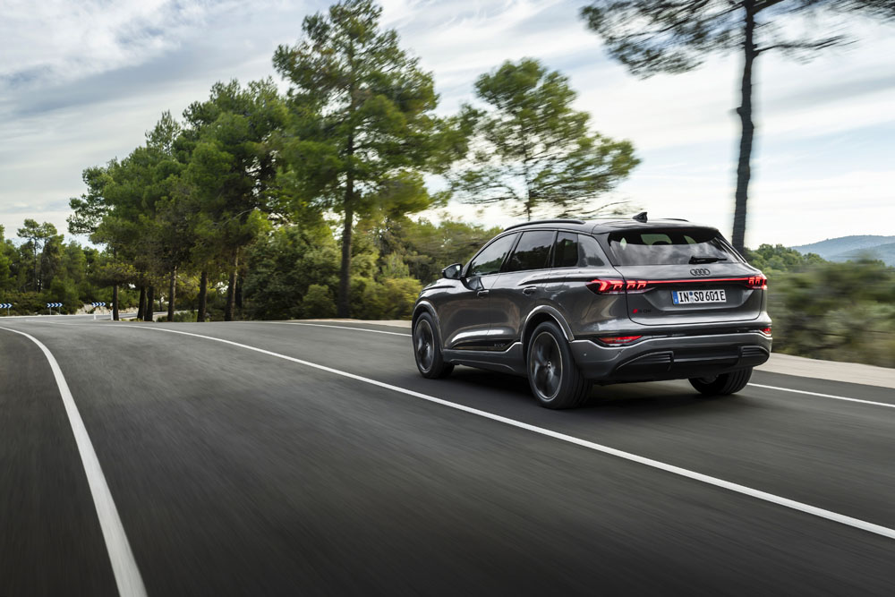 Audi Q6 e-tron: El primero de una prometedora gama de vehículos eléctricos 109 Motor16 2024 Audi SQ6 e tron 61 Motor16