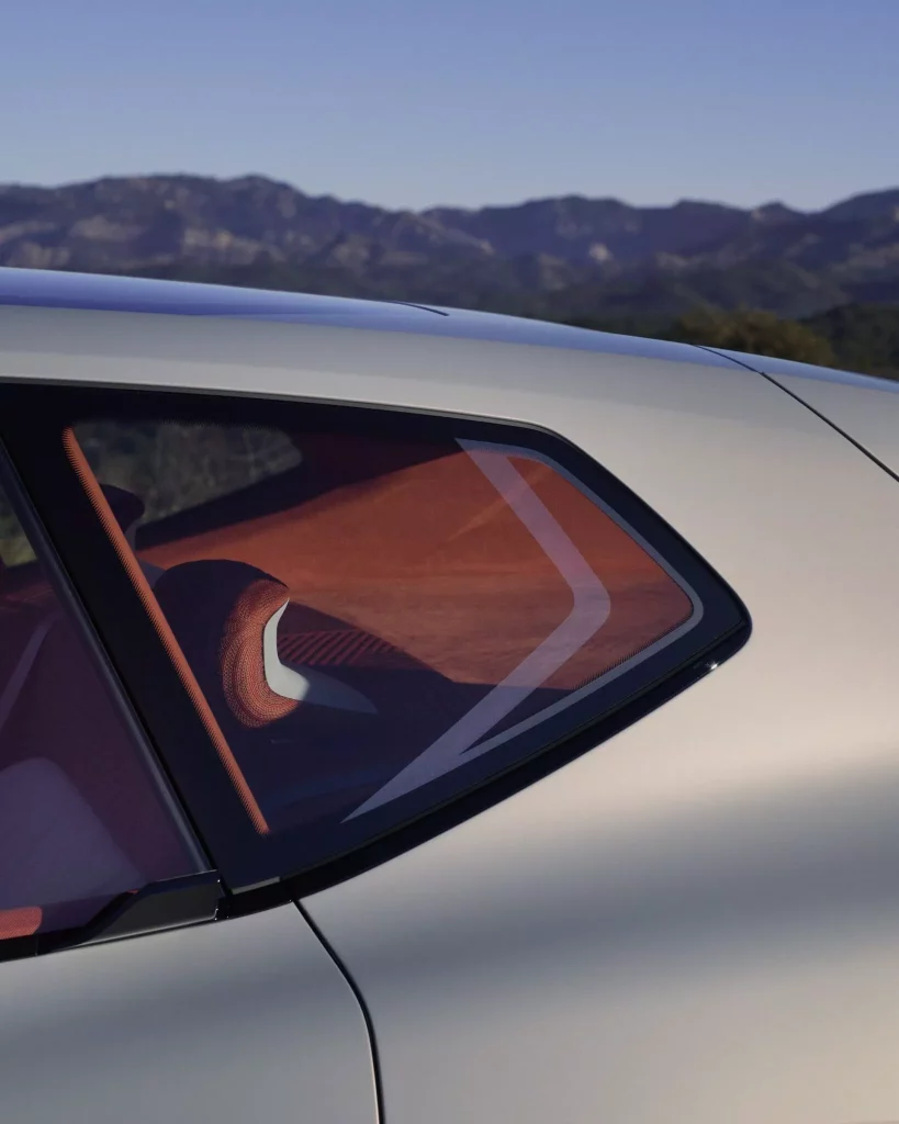 2024 BMW Vision Neue Klasse X Concept 1 Motor16