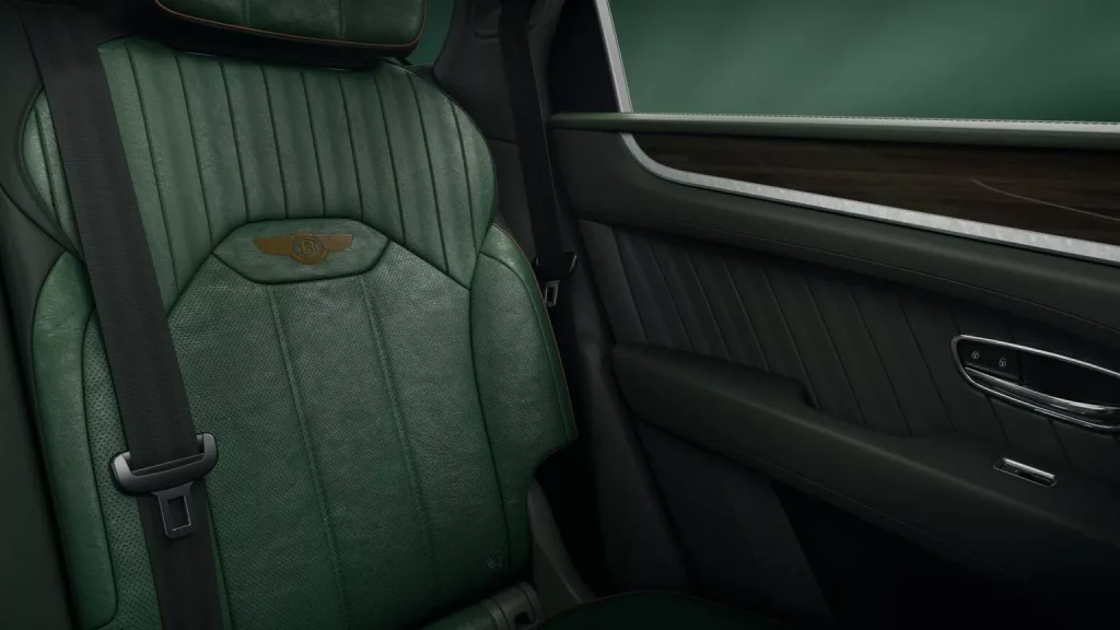 Tres Bentley Bentayga para tres mujeres irrepetibles 3 Motor16 2024 Bentley Bentayga Girls Edition. Imagen detalle.