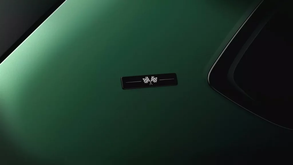 Tres Bentley Bentayga para tres mujeres irrepetibles 14 Motor16 2024 Bentayga Bentley Girls Edition 11 Motor16