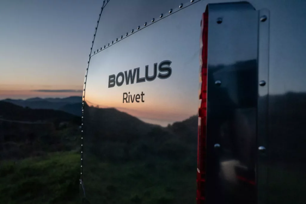 2024 Bowlus Rivet caravana 13 Motor16