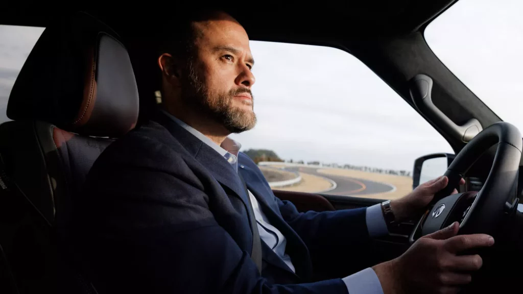 2024 Infiniti QX80 Teaser 1 Motor16