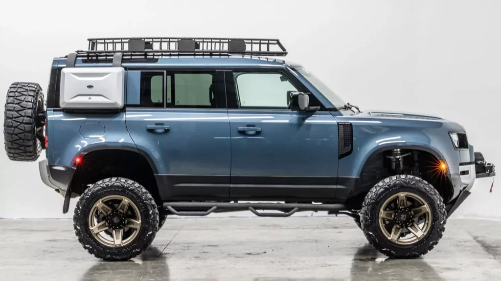 2024 Land Rover Defender 110 Apocalypse 6x6 4 Motor16