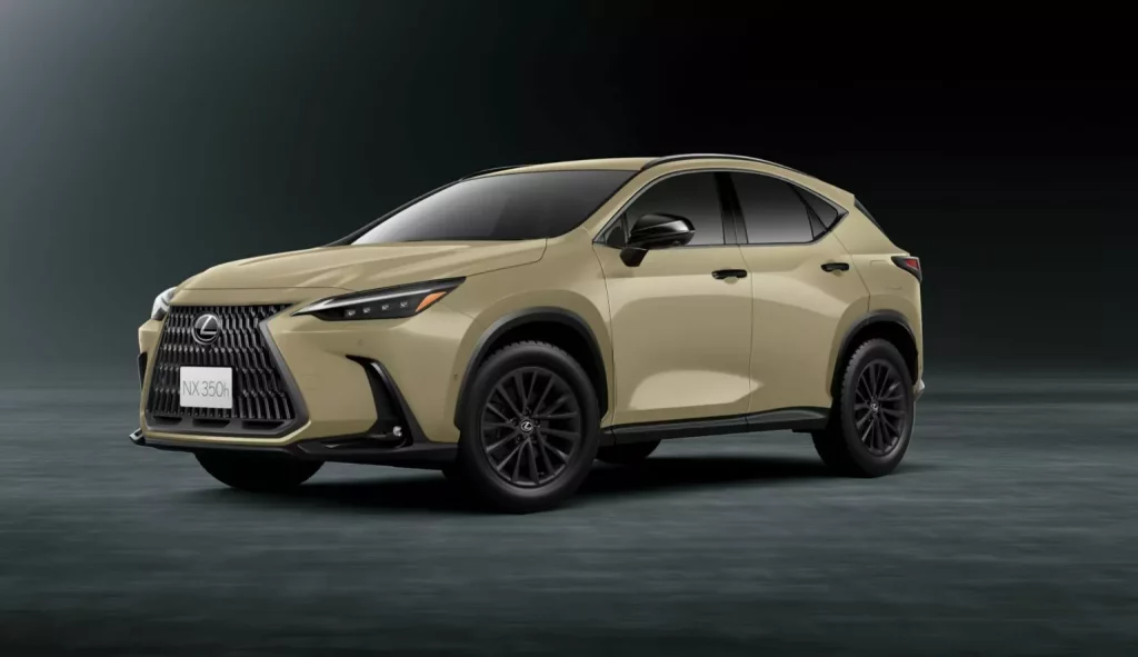 El Lexus NX se pone en forma y estrena versión aventurera 1 Motor16 2024 Lexus NX Overtrail. Imagen delantera.