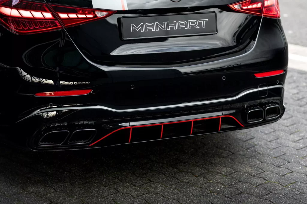 Los 4 cilindros del Mercedes-AMG C 63 S E Performance no son problema para Manhart 20 Motor16 2024 MANHART CRE700 Mercedes AMG C63 S E Performance 17 Motor16