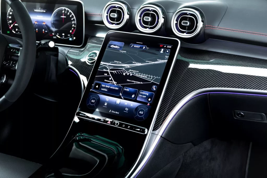 Los 4 cilindros del Mercedes-AMG C 63 S E Performance no son problema para Manhart 22 Motor16 2024 MANHART CRE700 Mercedes AMG C63 S E Performance 19 Motor16