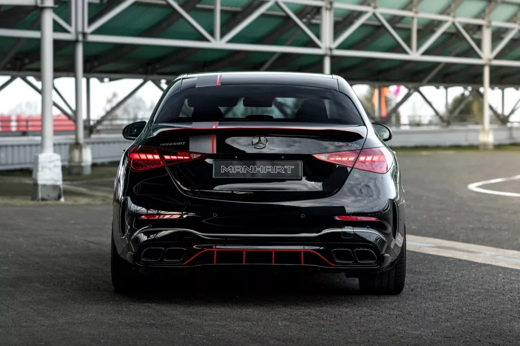 Los 4 cilindros del Mercedes-AMG C 63 S E Performance no son problema para Manhart 9 Motor16 2024 MANHART CRE700 Mercedes AMG C63 S E Performance 6 Motor16