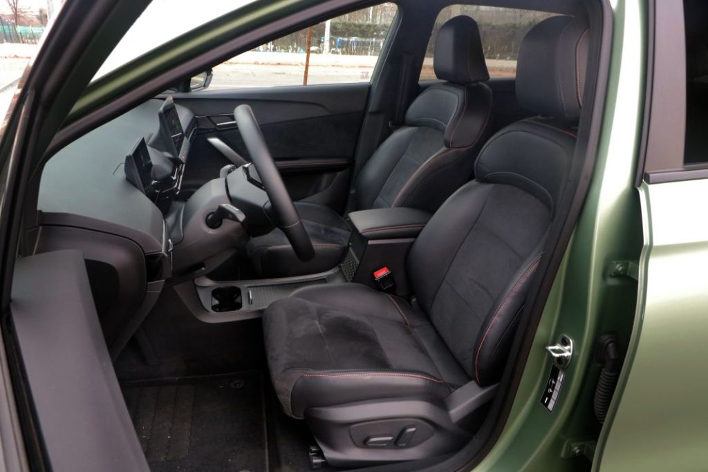 MG4 XPower: Probamos un deportivo compacto eléctrico a precio de 'low cost' 13 Motor16 2024 MG4 XPower Prueba 8 Motor16