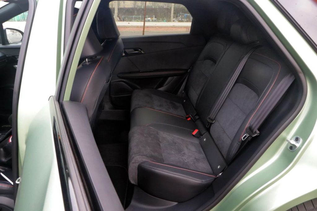 MG4 XPower: Probamos un deportivo compacto eléctrico a precio de 'low cost' 14 Motor16 2024 MG4 XPower Prueba 9 Motor16