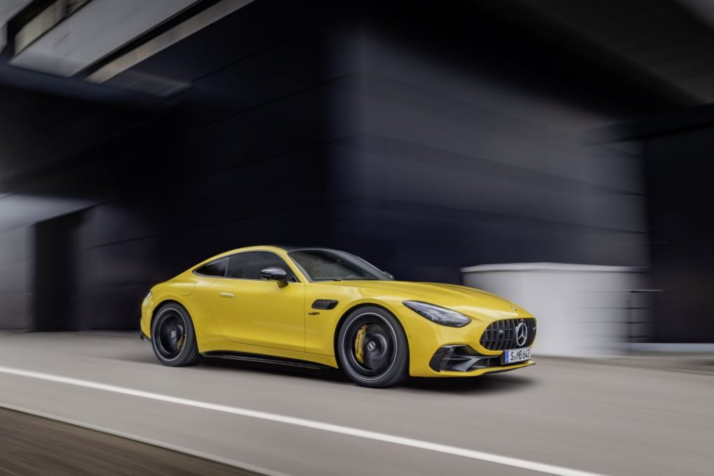 Mercedes-AMG GT 43 Coupé: Los cuatro cilindros prometen diversión a raudales 17 Motor16 2024 Mercedes AMG GT 43 Coupe 5 Motor16