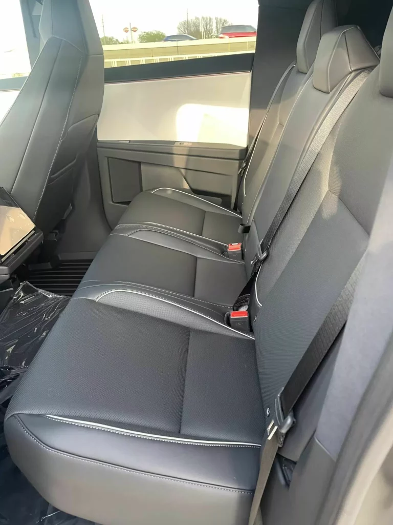2024 Tesla Cybertruck Mecum 15 Motor16