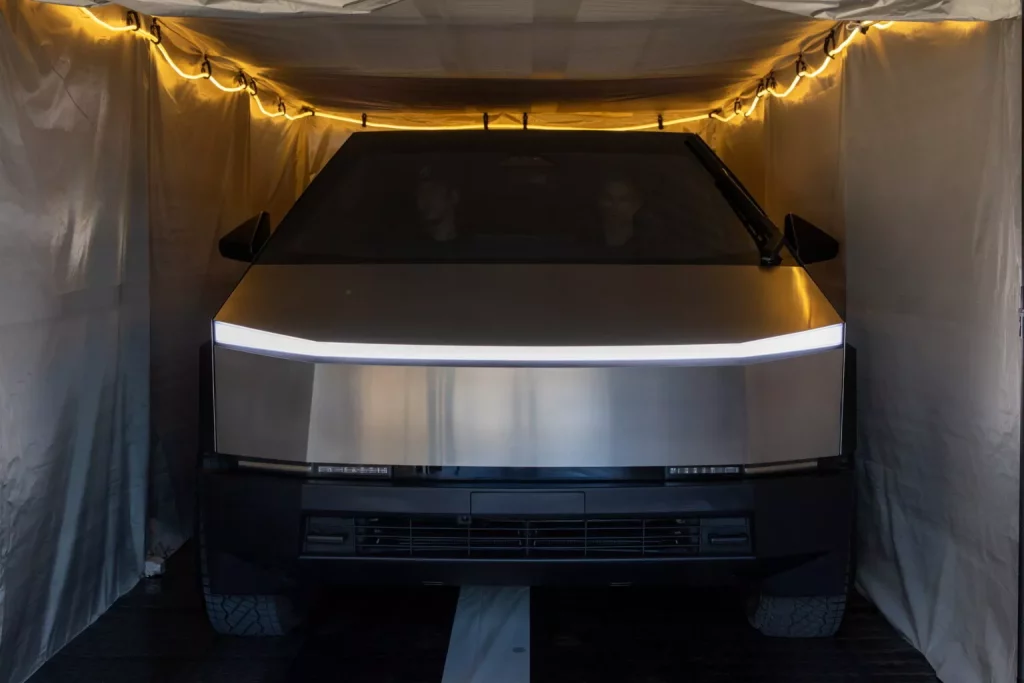 2024 Tesla Cybertruck Mission Darkness Cybercylent 5 Motor16