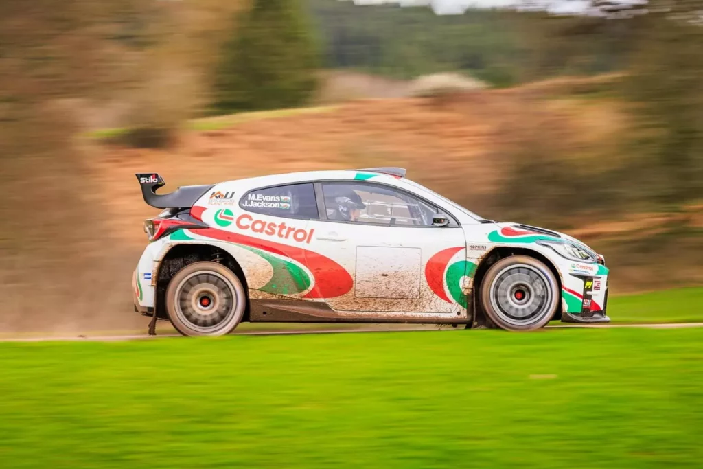 2024 Toyota GR Yaris Rally2 Melvyn Evans Motorsport 17 Motor16