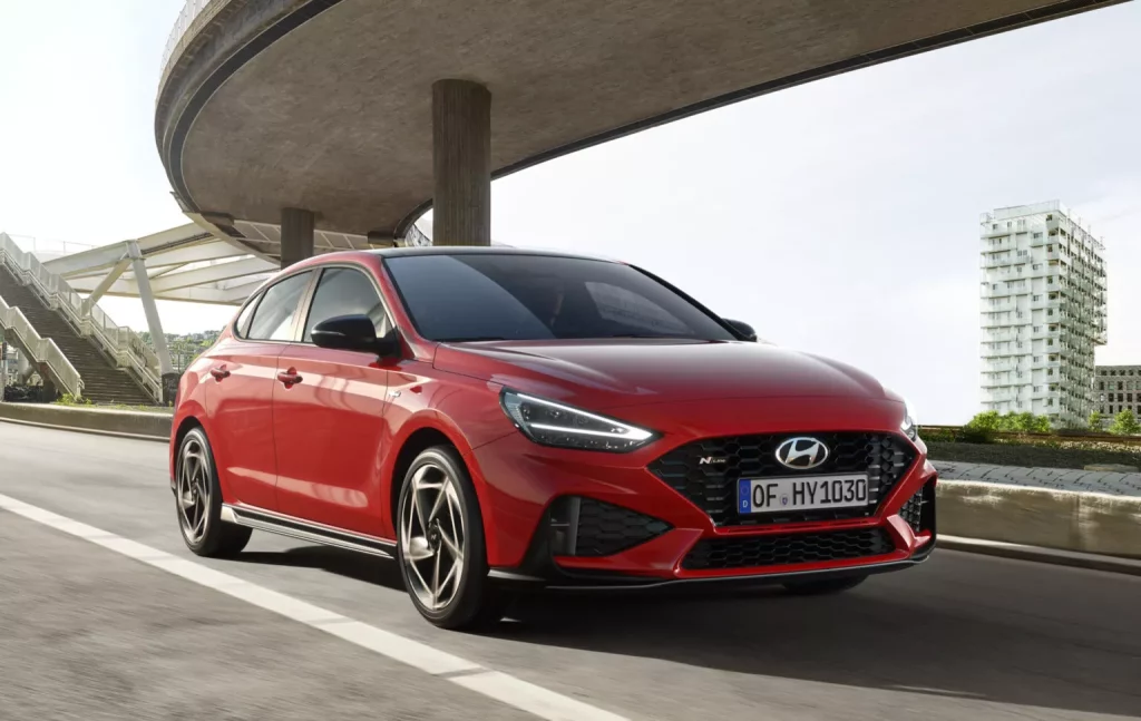 2024 hyundai i30 fastback n line 4 Motor16