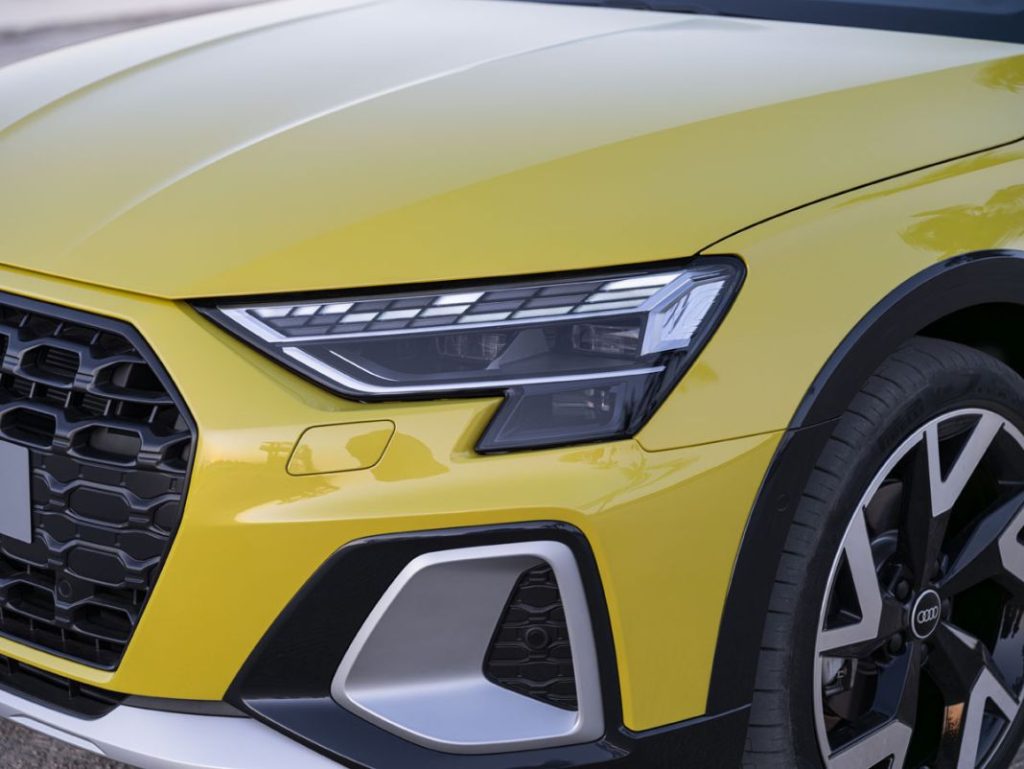 El Audi A3 allstreet, un compacto que se lanza a la aventura 9 Motor16 AUDI A3 ALLSTREET 5 Motor16
