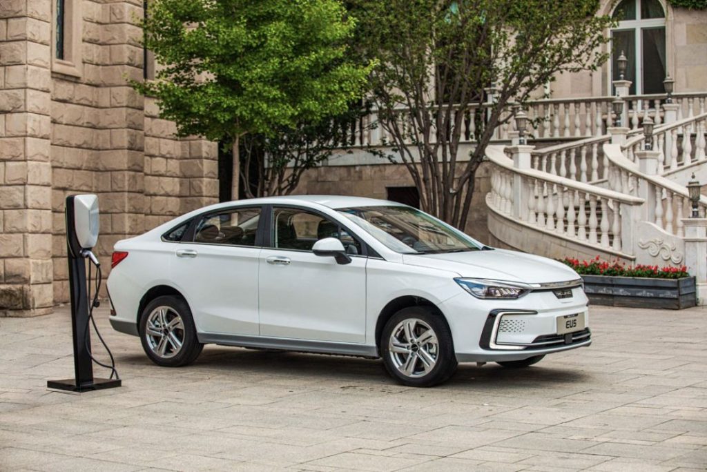 BAIC, la nueva marca china que llega a España de la mano de Grupo Invicta 4 Motor16 BAIC EU5 Motor16