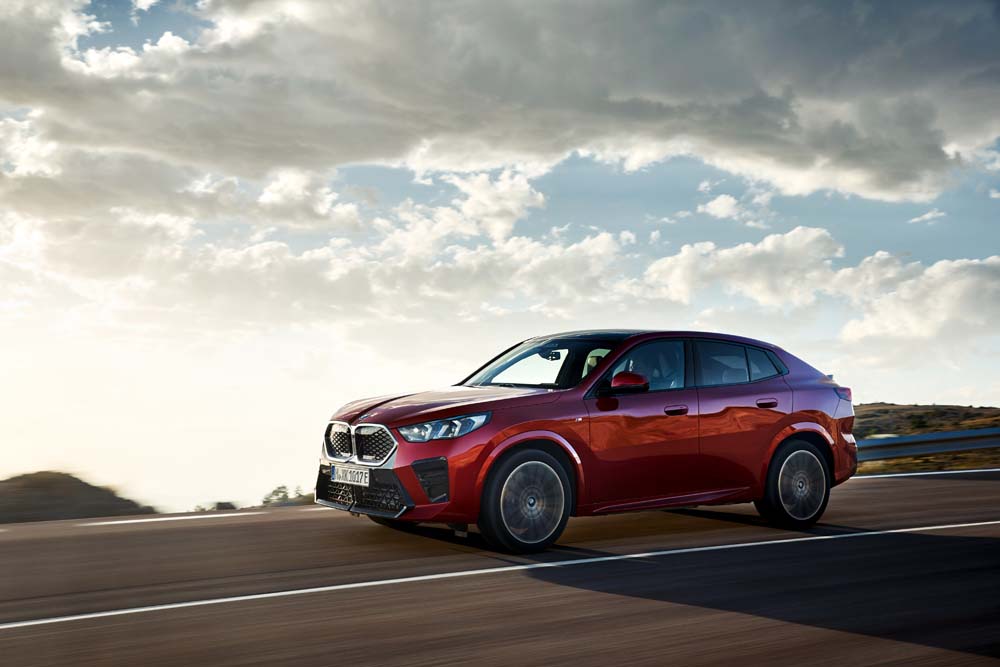 BMW iX2 8 Motor16