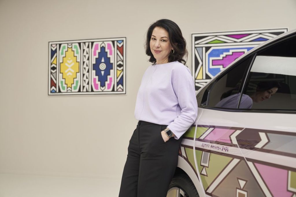 BMW i5 art car Flow NOSTOKANA 7 19 Motor16