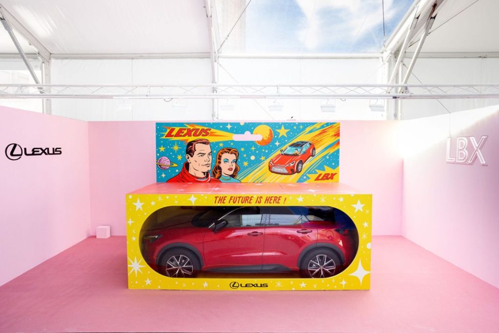 El Lexus LBX será el nuevo Art Car de la marca 2 Motor16 EL NUEVO LEXUS LBX BY SERGIO MORA SE HACE REALIDAD scaled 1 Motor16