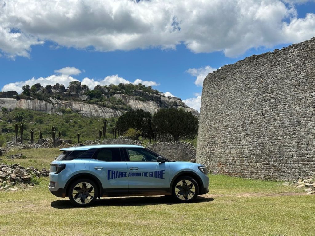 Ford Explorer Lexie Alford record Zimbabwe Motor16